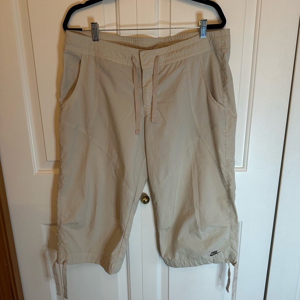 Nike Cargo Capri Pants Shorts Wide Leg